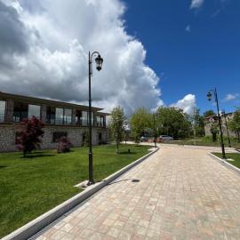 Gurra resort, hotel em Klos