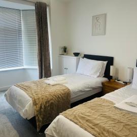 Rose House Crewe 4 Bedrooms - Sleeps 7 Central Location، فندق في كرو