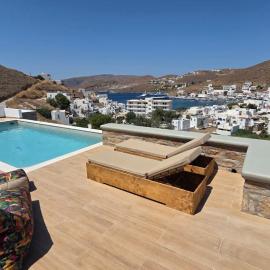 Viewport Suites Kythnos, hotel di Mérichas