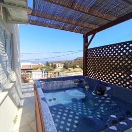 Apollis House with bath in terrace sea view
