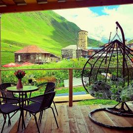 Chvibiani Guesthouse & Bar, hotel en Ushguli