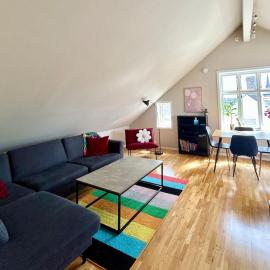 Bright loft apartment in the heart of town