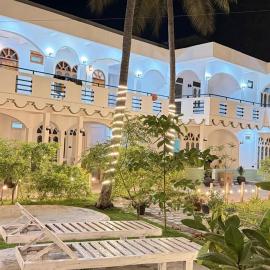 Secret Garden Beach Hotel, hotelli kohteessa Trincomalee