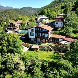 Guest House Opa, hotel in Smolyan