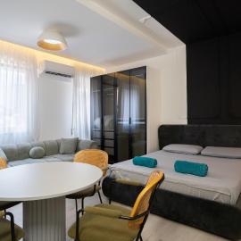MaisonNova Deluxe Studio