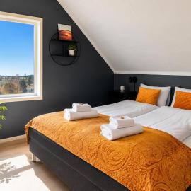 KB - Nordic Lux Villa, hotel din Sørvågen