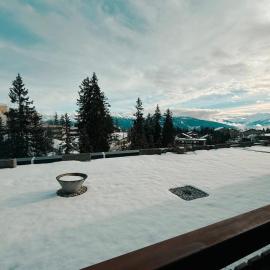 Studio avec vue spectaculaire au pied des pistes, hotel v destinaci Lens