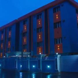 Six Diamond Hotel, hotelli kohteessa Ikeja