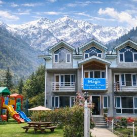 Himalayan Cottages Pahalgam、パハルガムのホテル