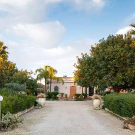 B&B Le Carrube, ξενοδοχείο σε Sava