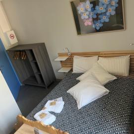La Maison Lourégo studio Myosotis, hotel a Hauterives