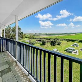 Hawthorn Apartment - Uk49283, hotel u gradu Woolfardisworthy