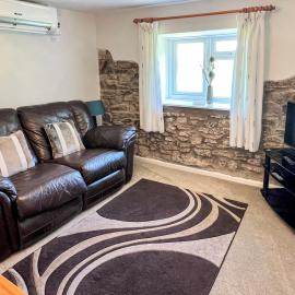 Bramling Apartment - Uk49302, hotel u gradu Woolfardisworthy