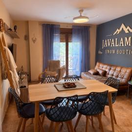 Apartamento Turístico Snow Boutique, hotel in Camarena de la Sierra