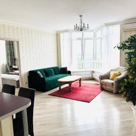 Apartments with Dnipro view โรงแรมในเคียฟ