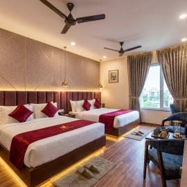 Hotel Angel Pink Premium Behind Radisson Blu Hotel, hotel in Ghaziabad