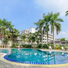 Selina Place Hotel