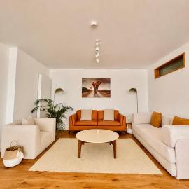 Casa Arya