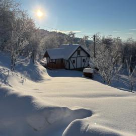 Village house Marković, hotel a Doboj