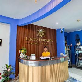 Hotel Lirios Dorados
