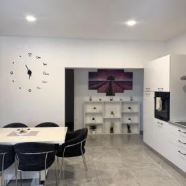 M&M Apartman, hotel a Alić