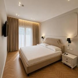 Hotel Luxury Palace, hotell i Ishull-Lezhë