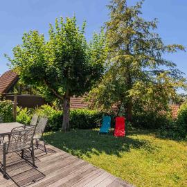 Ferienwohnpark Immenstaad am Bodensee Nurdachhaus Typ 8 NDW 088, hotel in Immenstaad am Bodensee