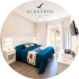ALBATROS Suites&Rooms, Hotel in Neapel