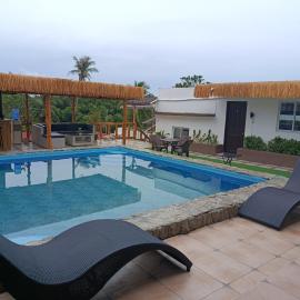 V Hostel Galera, hotel v destinácii Puerto Galera