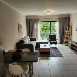 Comfort & Style at the Ihita Complex - Beverley, Sandton, hotel in Sandton
