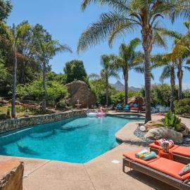 Boho Chic Malibu Retreat Estate Salt Pool Yoga, hotel in Malibu
