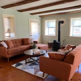 Historic Barn Apartment, hotel in Wayne