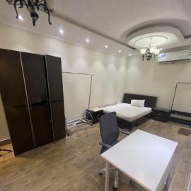 Shared appartment -Private Room with bathroom – hotel w Rijadzie