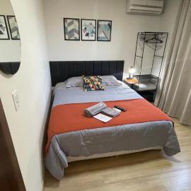 Villa Serena Garden - Quarto Cama Queen - Banheiro Compartilhado