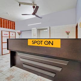 SPOT ON Sri Sakthi Guest House, hotel in Villupuram