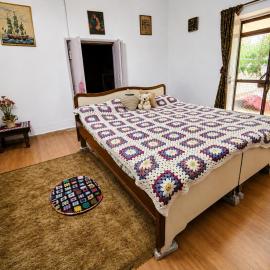 Heritage Private Room in a Bungalow,WiFi,Kitchen