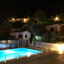 Dea Cupra Village, hotel em Cupra Marittima