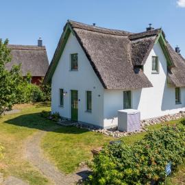 Cozy Home In Dassow Ot Rosenhagen With Wifi, hotel em Rosenhagen