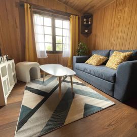 Au petit Bonheur, Hotel in Sciez