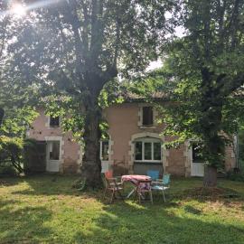 Maison en pleine forêt landaise, hotel a Moustey
