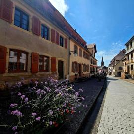 Le charme de la Petite-Pierre avec Jacuzzi, hotel a La Petite-Pierre