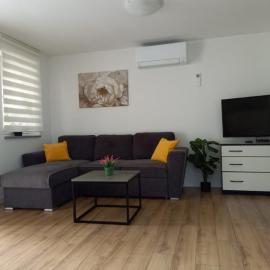 Apartment nena – hotel w mieście Kukci