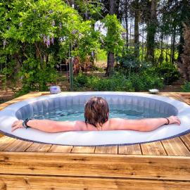 Gîte de la Verdière Spa Pool Valley, hotel in Le Sourn