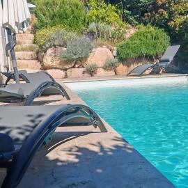 Villa 6 personnes Corse du Sud, hótel í Afa