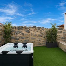 YourHouse O Canton 3، فندق في لوفيوس