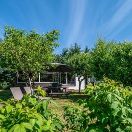 Pod Orzechem - domki Dziwnówek-Wrzosowo, hotel in Wrzosowo