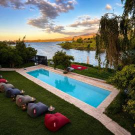 Villa au bord du lac Lalla Takerkoust avec piscine, 9 Suites de Luxe & événementiel