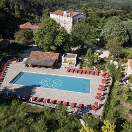 Domaine Le Mouflon D'Or, מלון בזונזה