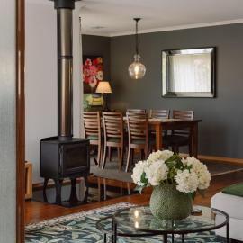 Stylish 3BR Walk to Town, hotell sihtkohas Trentham