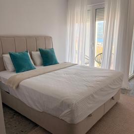 Castelnuovo Apartments, hotel in Đenovići